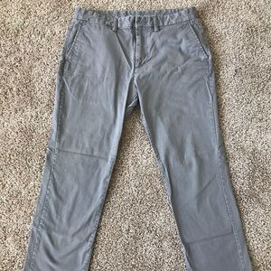 Old Navy Slim Fit Flex Gray Chinos
